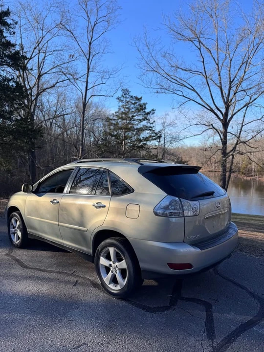 2006 Lexus RX 2nd Gen - Image 9 of 18