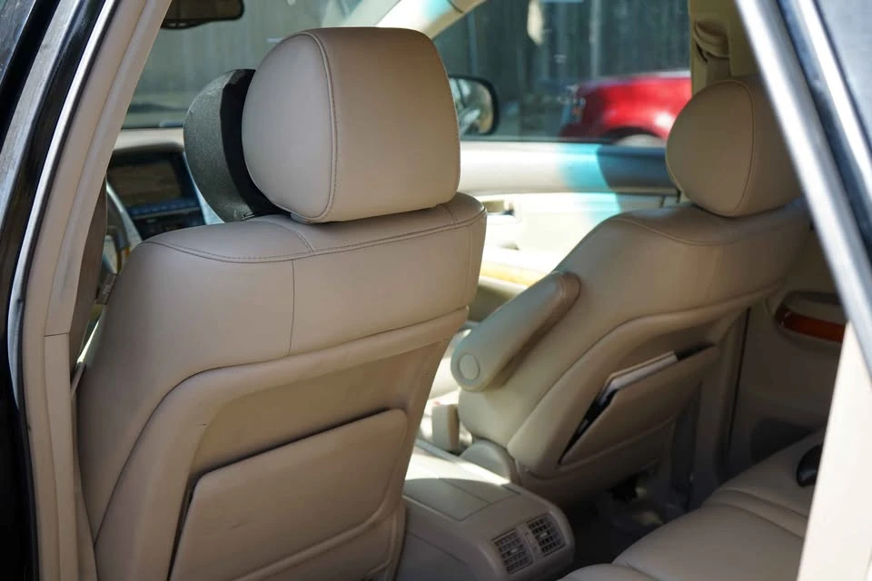 2006 Lexus RX 2nd Gen - Image 19 of 20