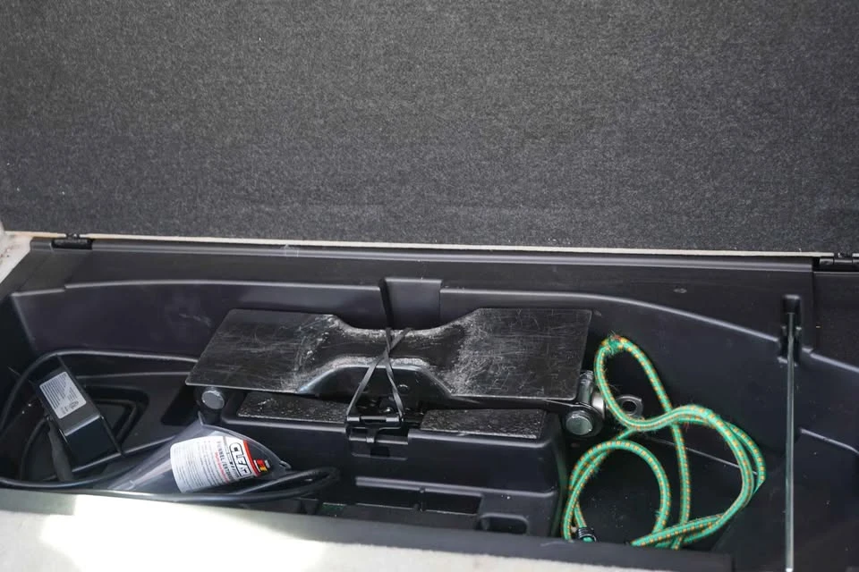 2006 Lexus RX 2nd Gen - Image 15 of 20
