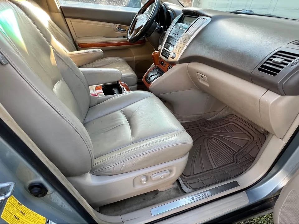 2006 Lexus RX 2nd Gen - Image 4 of 12