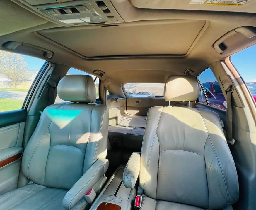 2006 Lexus RX 2nd Gen - Image 3 of 12
