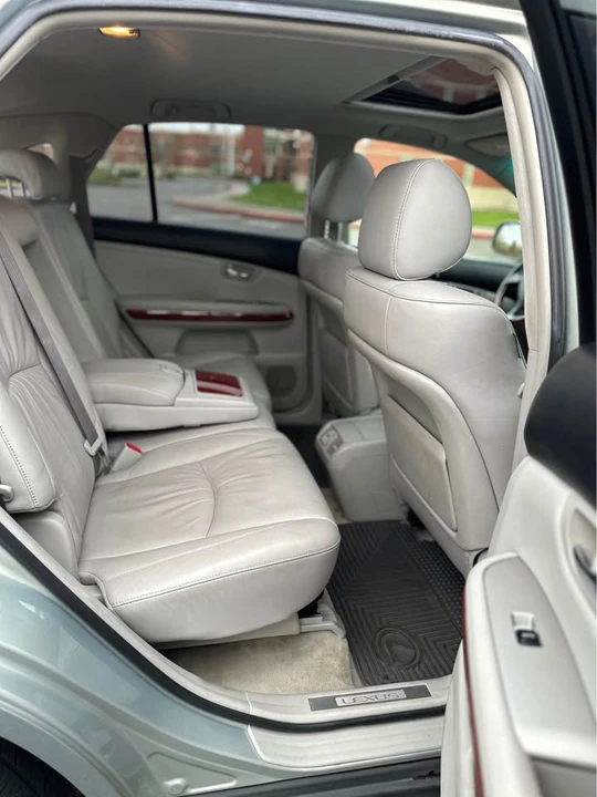 2006 Lexus RX 2nd Gen - Image 10 of 17