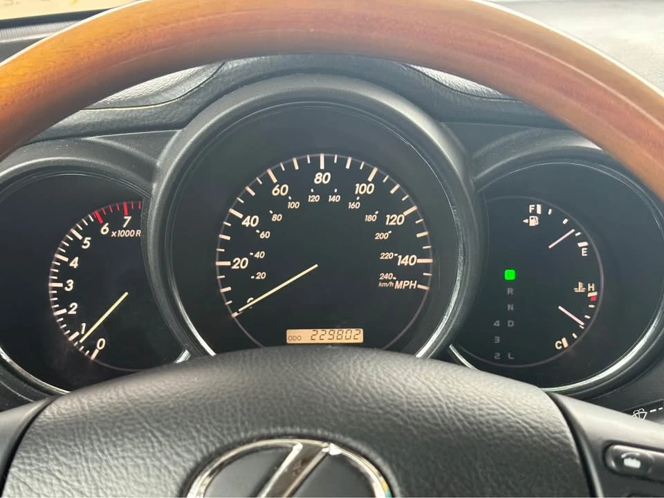 2006 Lexus RX 2nd Gen - Image 2 of 10