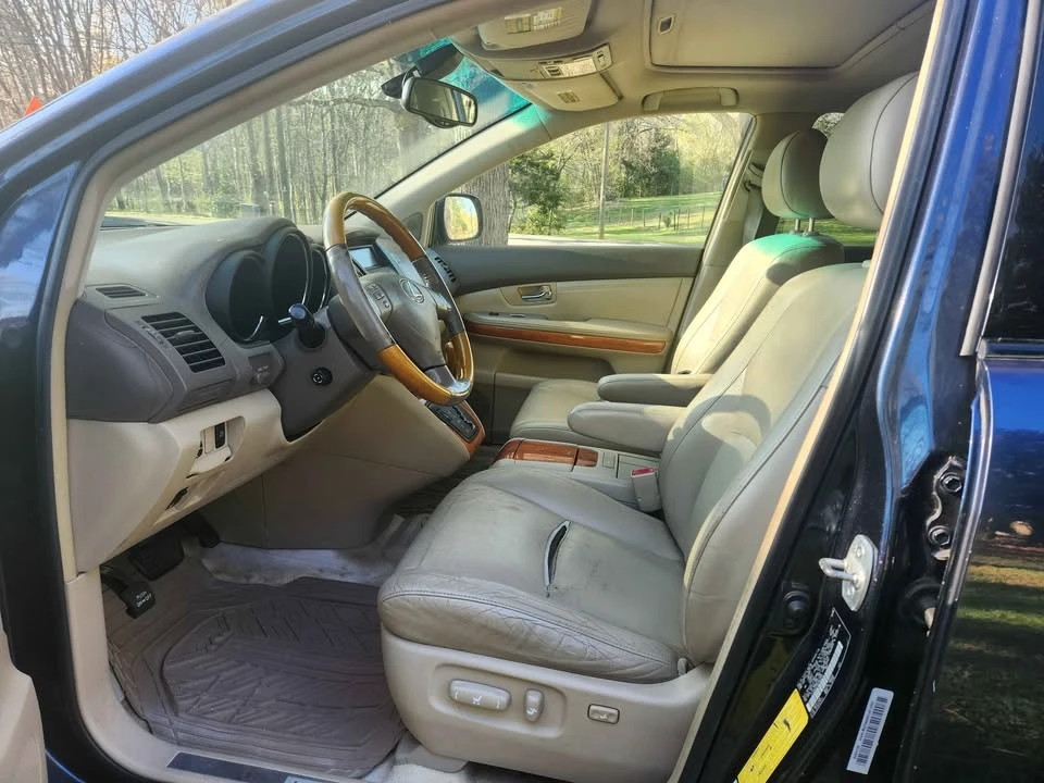 2006 Lexus RX 2nd Gen - Image 8 of 10