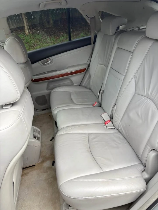 2006 Lexus RX 2nd Gen - Image 7 of 10