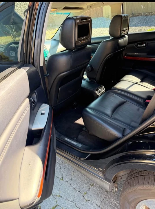 2006 Lexus RX 2nd Gen - Image 2 of 7