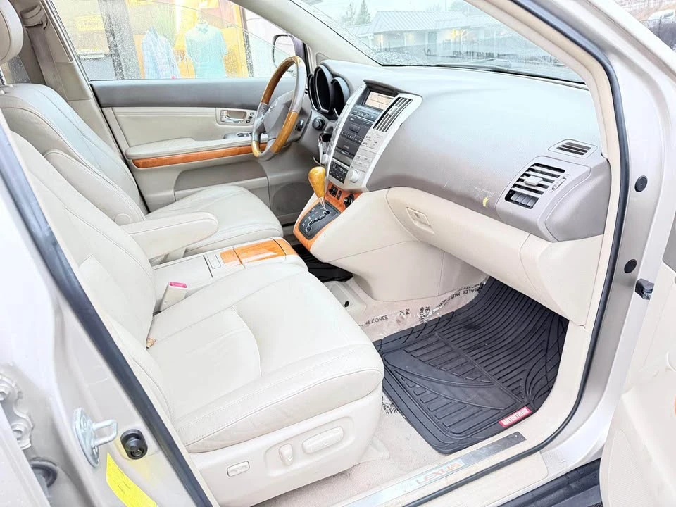 2006 Lexus RX 2nd Gen - Image 5 of 13