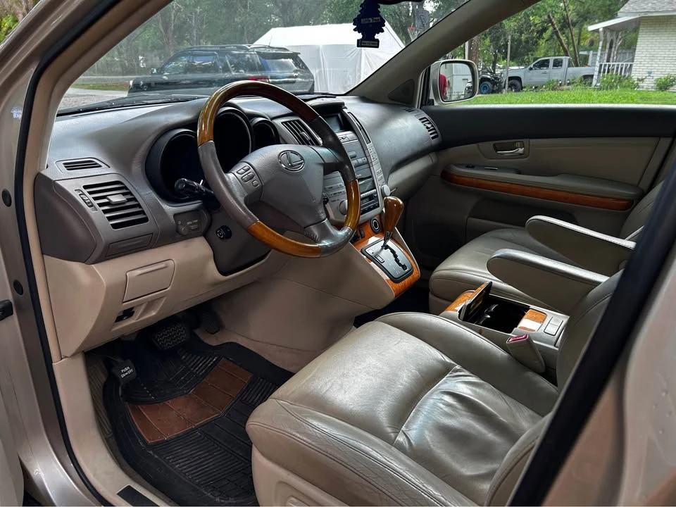 2006 Lexus RX 2nd Gen - Image 5 of 7