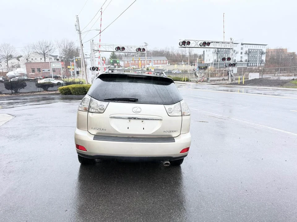 2006 Lexus RX 2nd Gen - Image 2 of 13