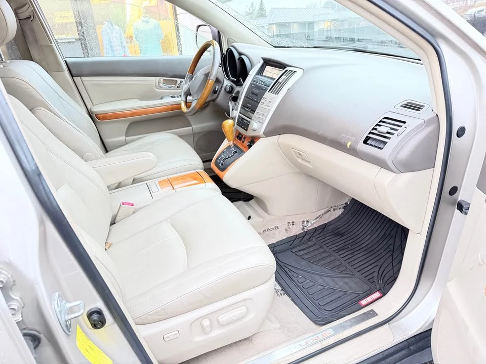2006 Lexus RX 2nd Gen - Image 6 of 13