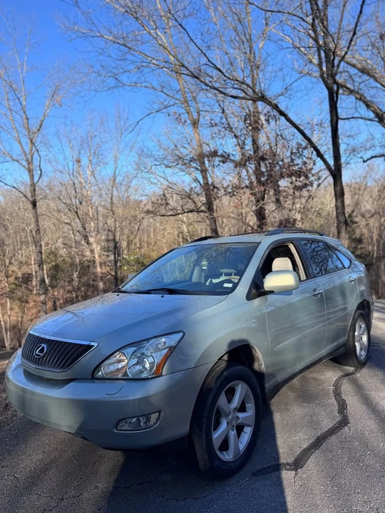 2006 Lexus RX 2nd Gen - Image 2 of 17
