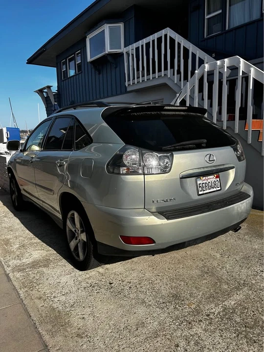 2006 Lexus RX 2nd Gen - Image 2 of 5