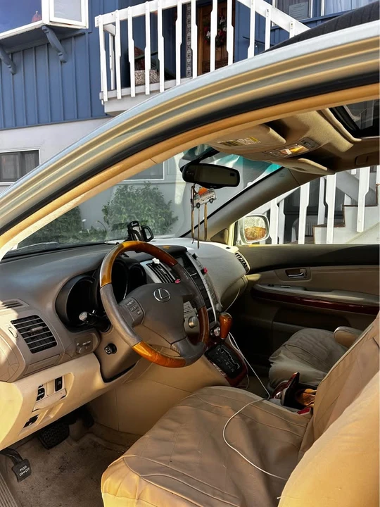 2006 Lexus RX 2nd Gen - Image 3 of 5