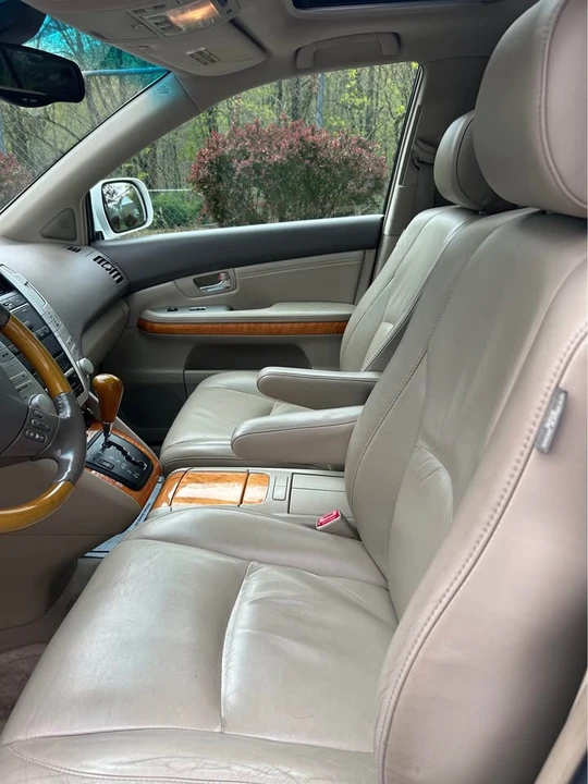 2006 Lexus RX 2nd Gen - Image 17 of 20