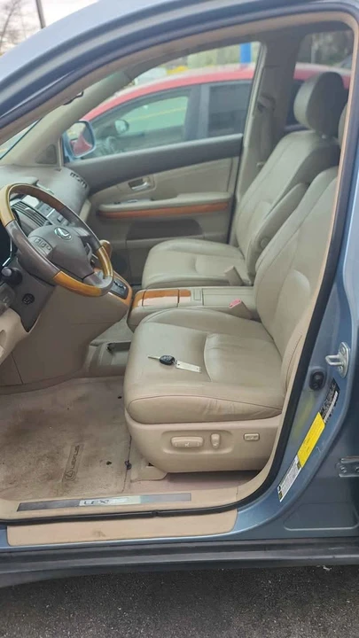 2006 Lexus RX 2nd Gen - Image 6 of 14