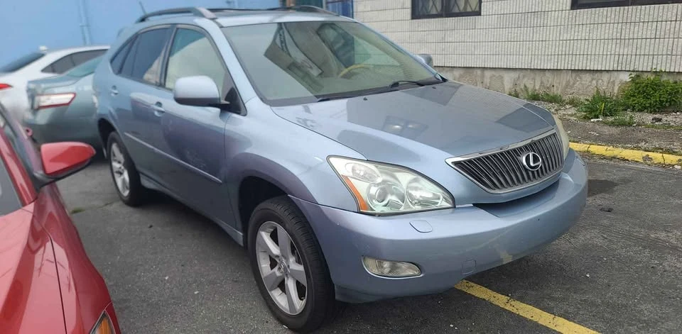 2006 Lexus RX 2nd Gen - Image 5 of 14