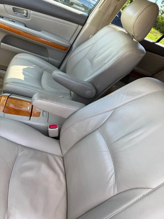 2006 Lexus RX 2nd Gen - Image 10 of 15