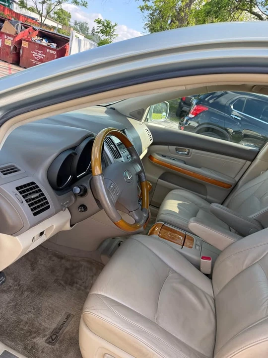 2006 Lexus RX 2nd Gen - Image 8 of 15