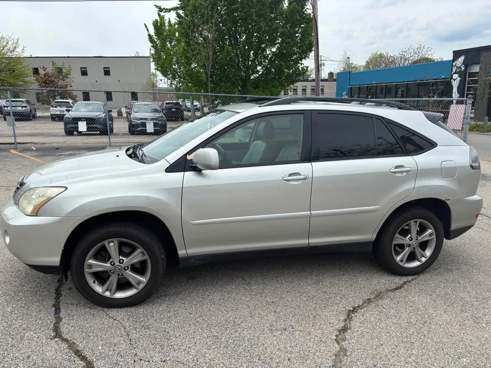 2006 Lexus RX 2nd Gen - Image 2 of 3