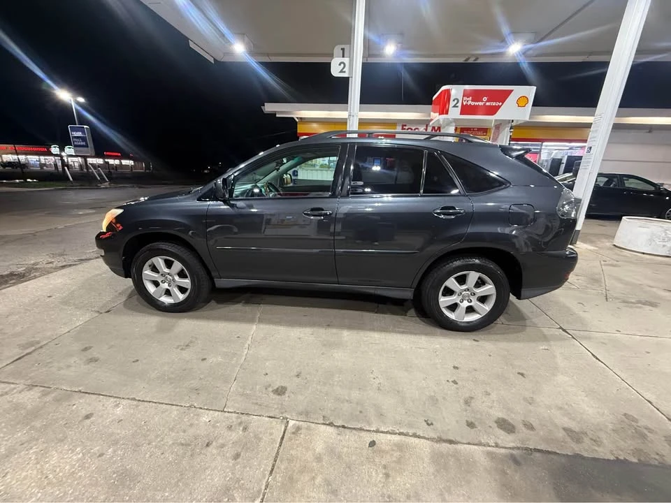 2006 Lexus RX 2nd Gen - Image 7 of 9