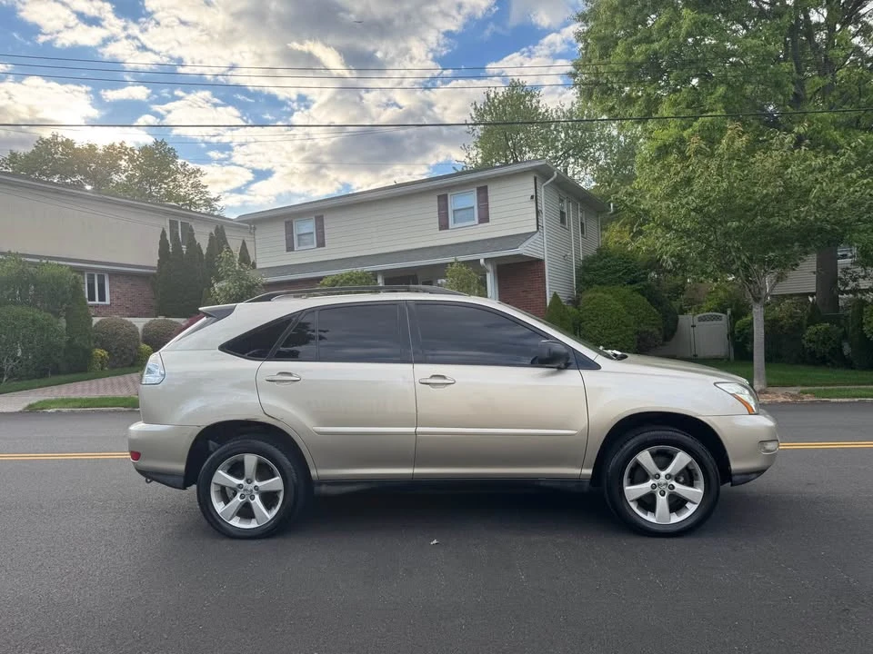 2006 Lexus RX 2nd Gen - Image 6 of 17