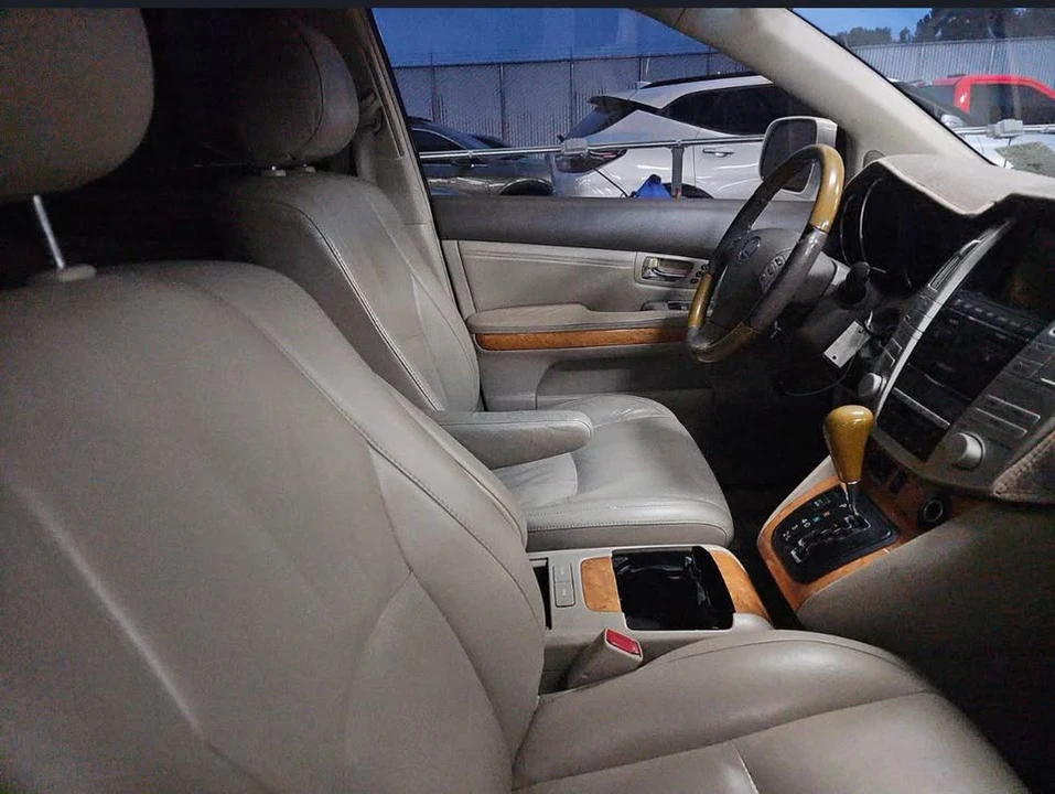 2006 Lexus RX 2nd Gen - Image 3 of 7