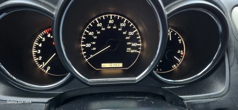 2006 Lexus RX 2nd Gen - Image 17 of 18