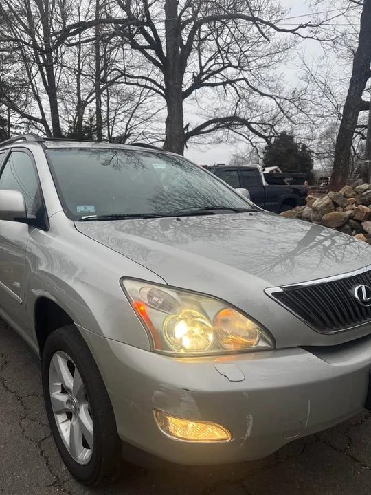 2006 Lexus RX 2nd Gen - Image 5 of 15