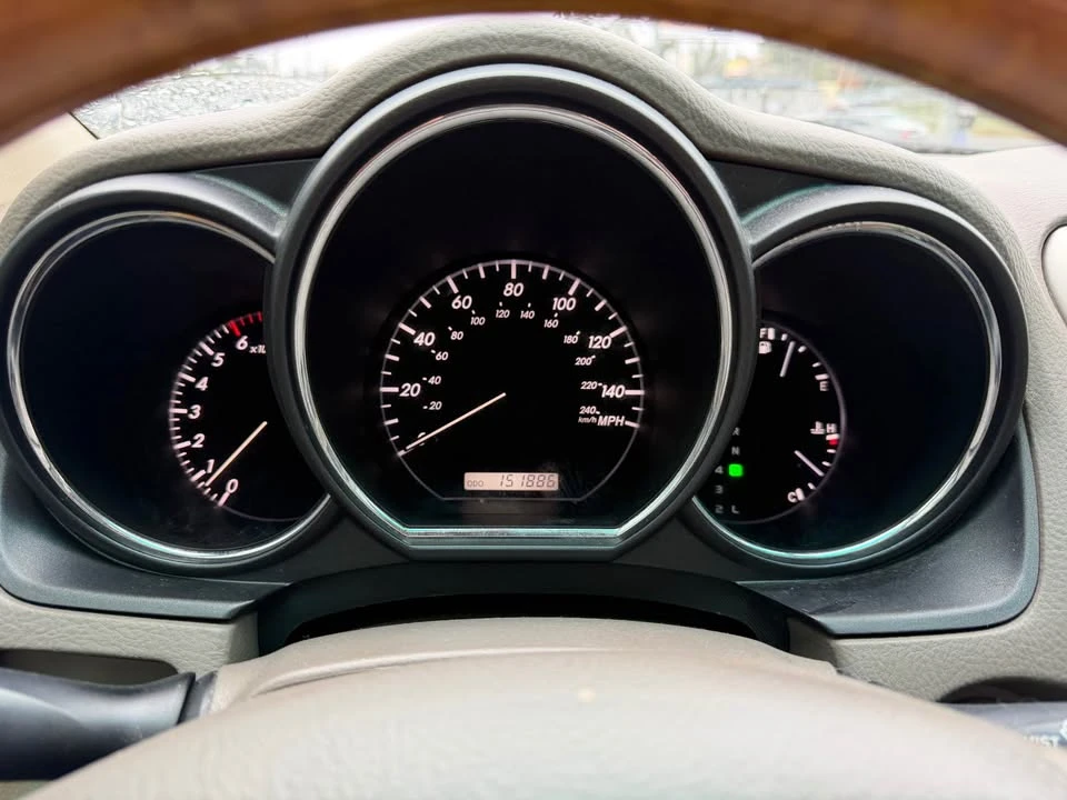 2006 Lexus RX 2nd Gen - Image 11 of 13