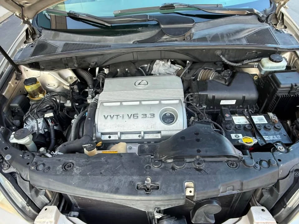 2006 Lexus RX 2nd Gen - Image 11 of 14