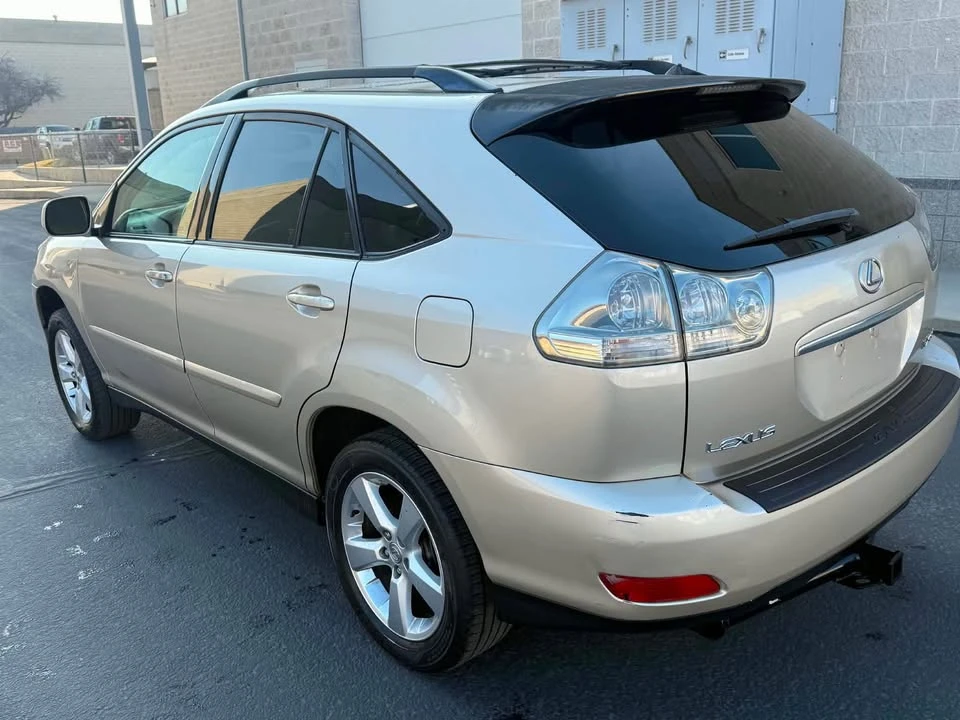 2006 Lexus RX 2nd Gen - Image 7 of 14