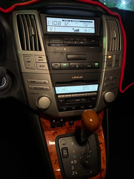 2006 Lexus RX 2nd Gen - Image 4 of 6