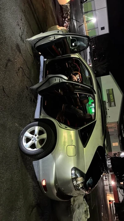 2006 Lexus RX 2nd Gen - Image 3 of 6