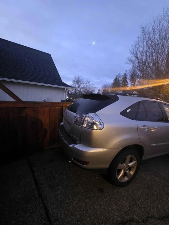 2006 Lexus RX 2nd Gen - Image 8 of 9