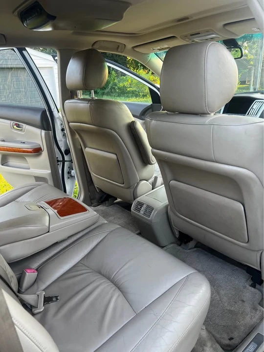 2006 Lexus RX 2nd Gen - Image 12 of 16