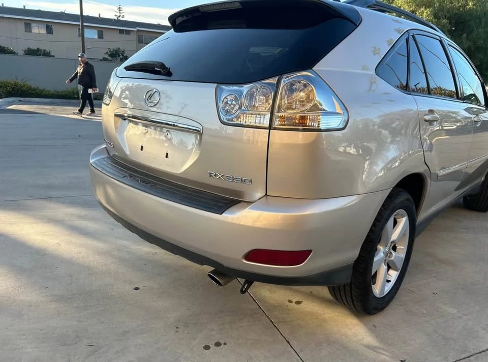 2006 Lexus RX 2nd Gen - Image 3 of 9