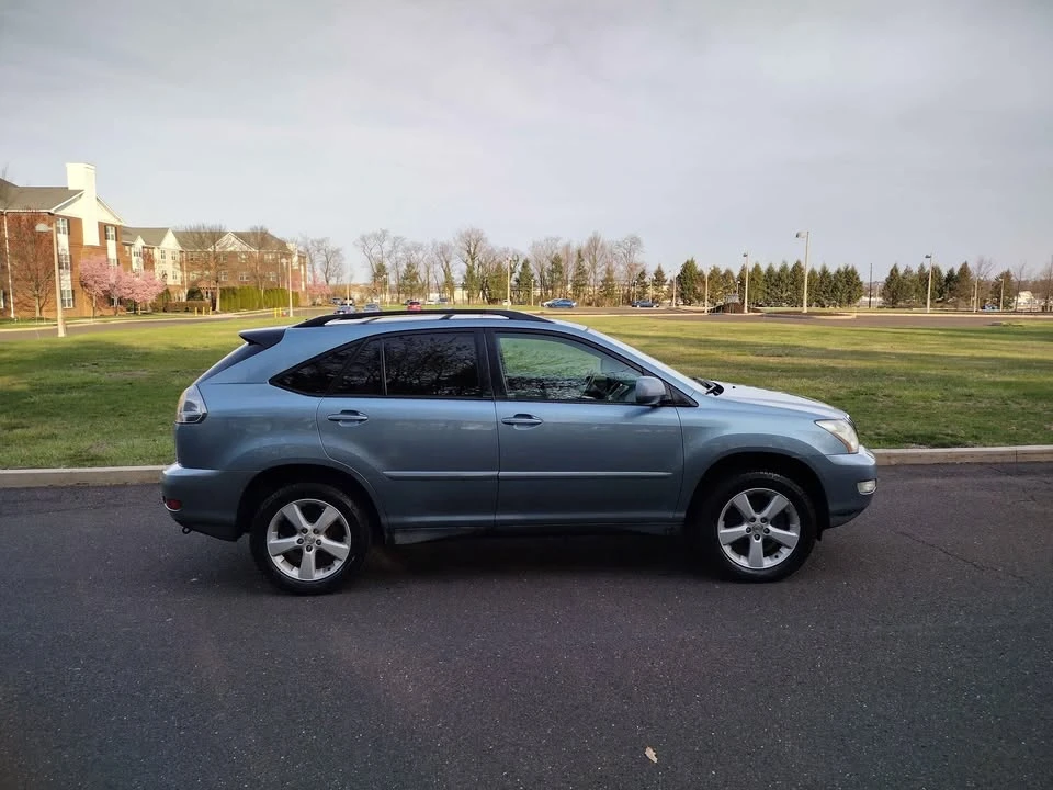 2006 Lexus RX 2nd Gen - Image 5 of 13