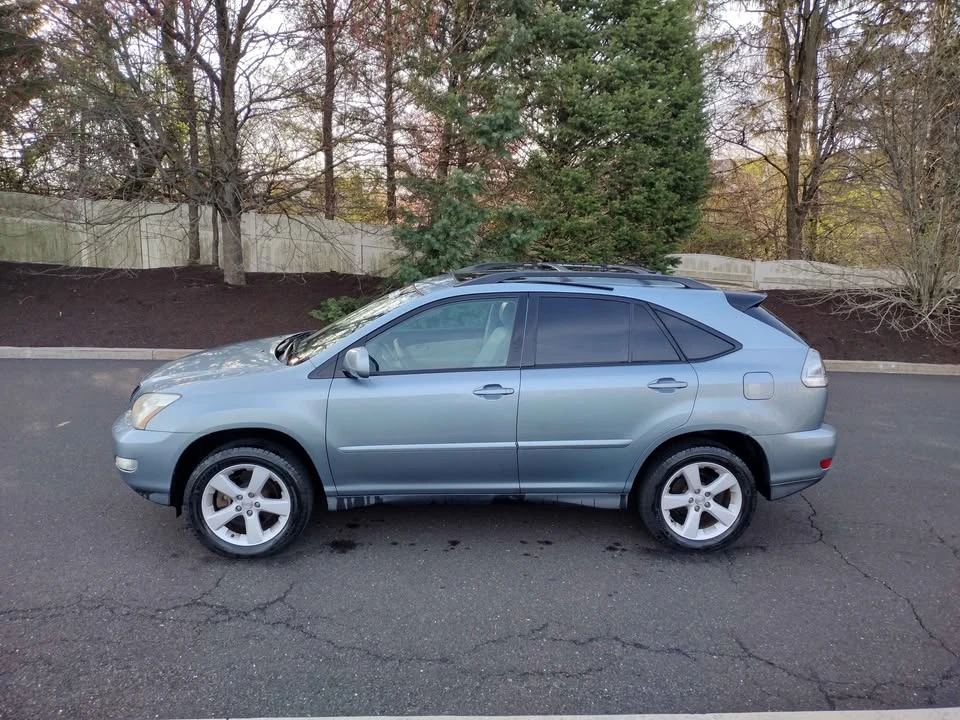 2006 Lexus RX 2nd Gen - Image 4 of 13