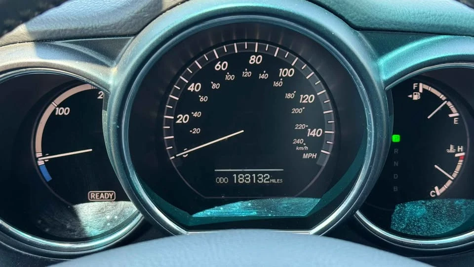 2006 Lexus RX 2nd Gen - Image 18 of 19