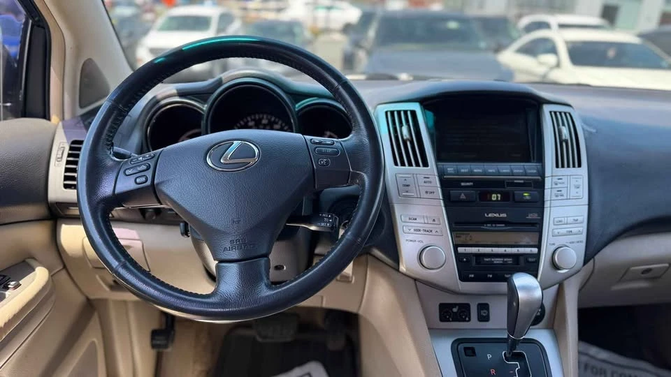 2006 Lexus RX 2nd Gen - Image 6 of 19