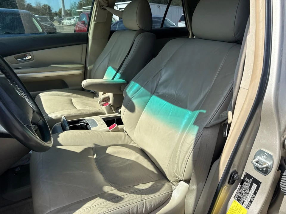 2006 Lexus RX 2nd Gen - Image 8 of 13