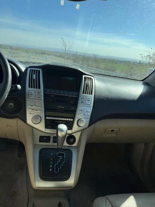 2006 Lexus RX 2nd Gen - Image 8 of 10