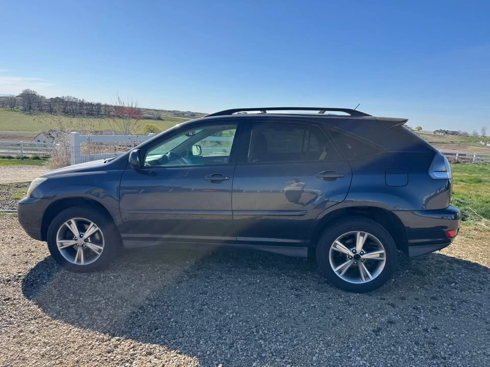 2006 Lexus RX 2nd Gen - Image 3 of 10