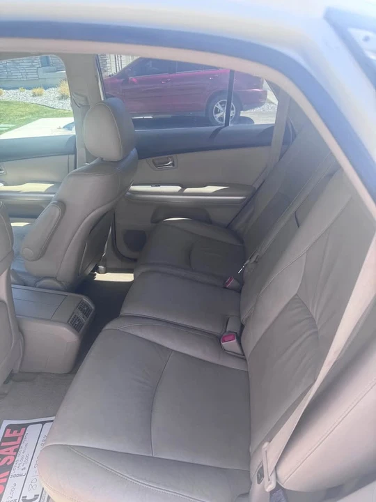 2006 Lexus RX 2nd Gen - Image 6 of 10