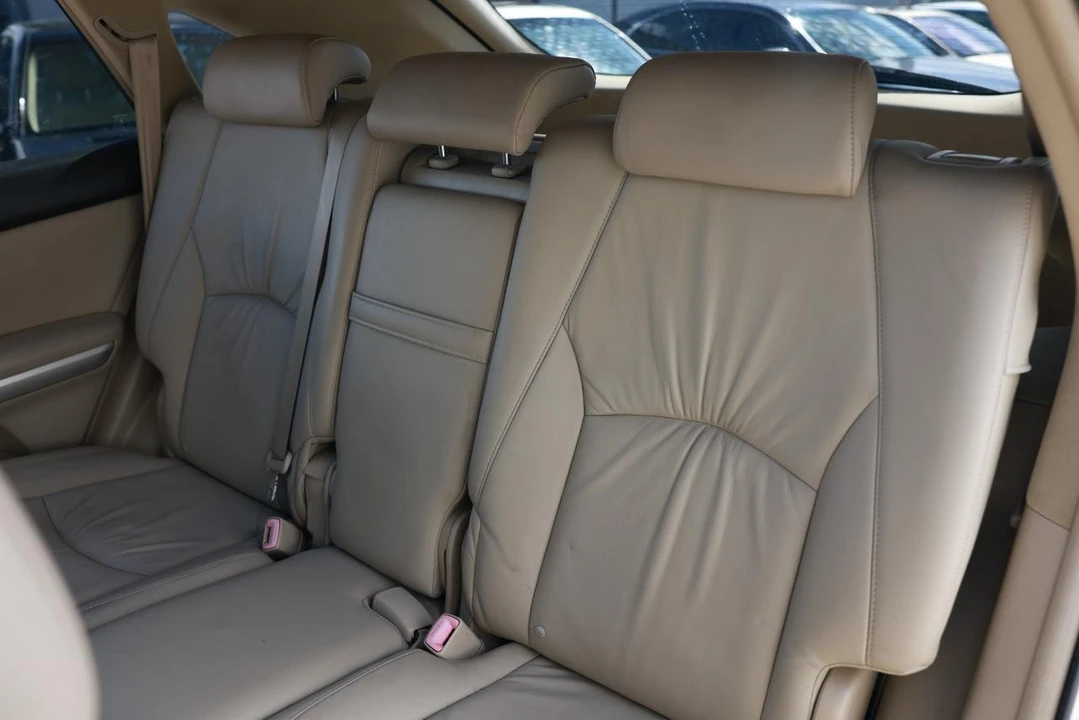 2006 Lexus RX 2nd Gen - Image 10 of 12