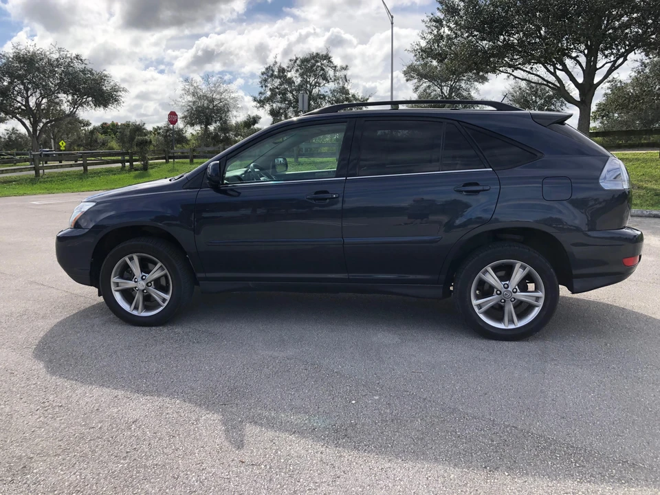 2006 Lexus RX 2nd Gen - Image 19 of 31