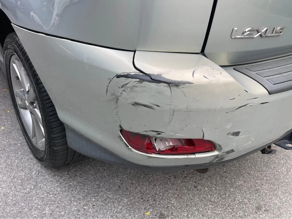 2006 Lexus RX 2nd Gen - Image 11 of 20