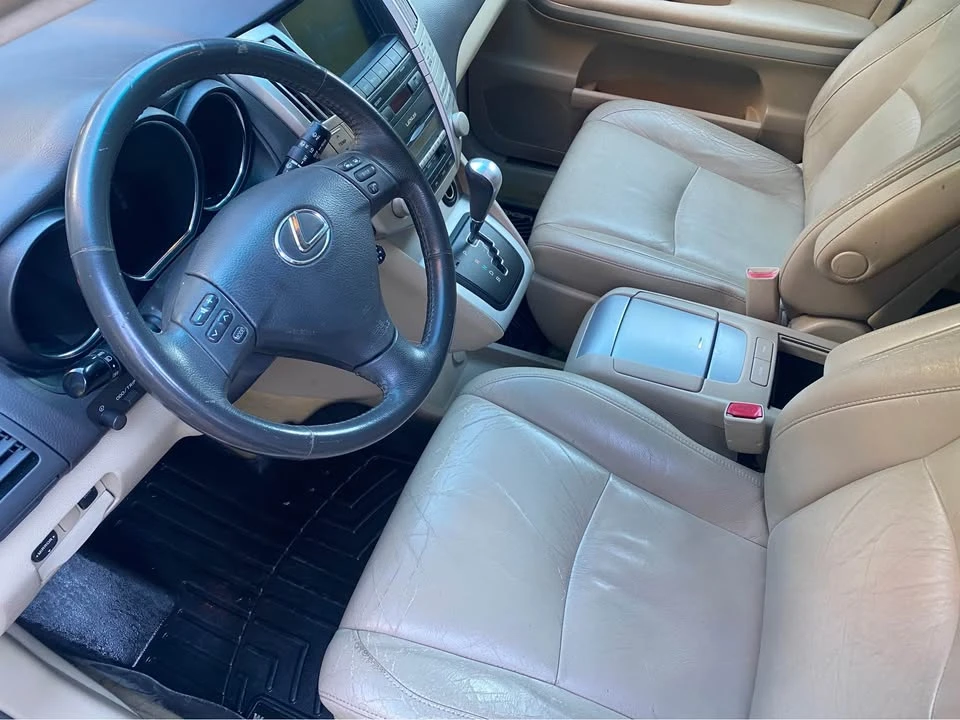 2006 Lexus RX 2nd Gen - Image 7 of 12