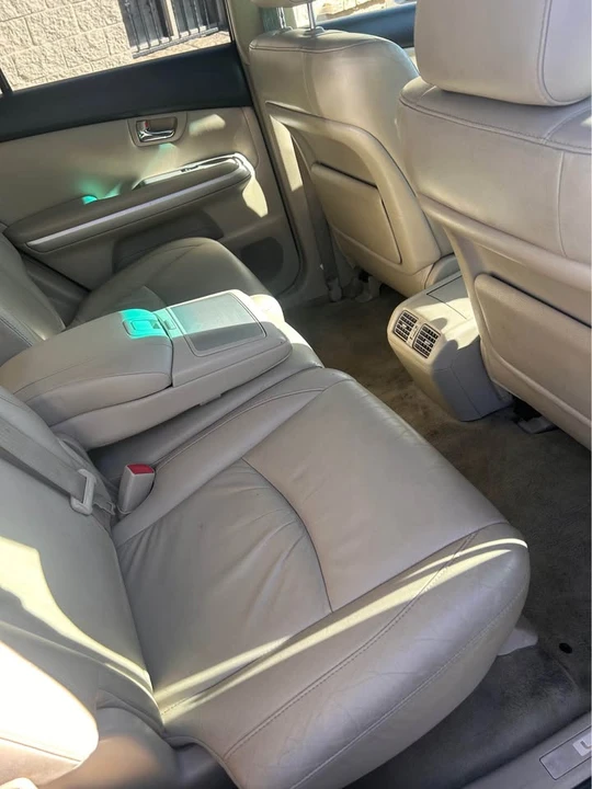 2006 Lexus RX 2nd Gen - Image 5 of 16