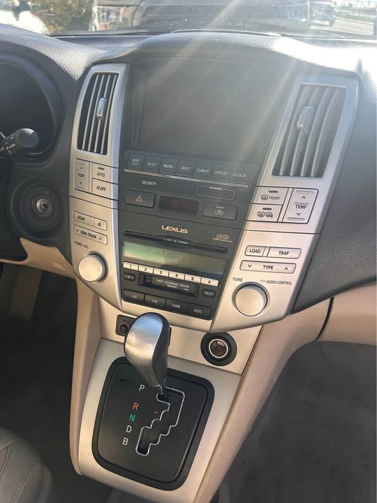 2006 Lexus RX 2nd Gen - Image 6 of 16
